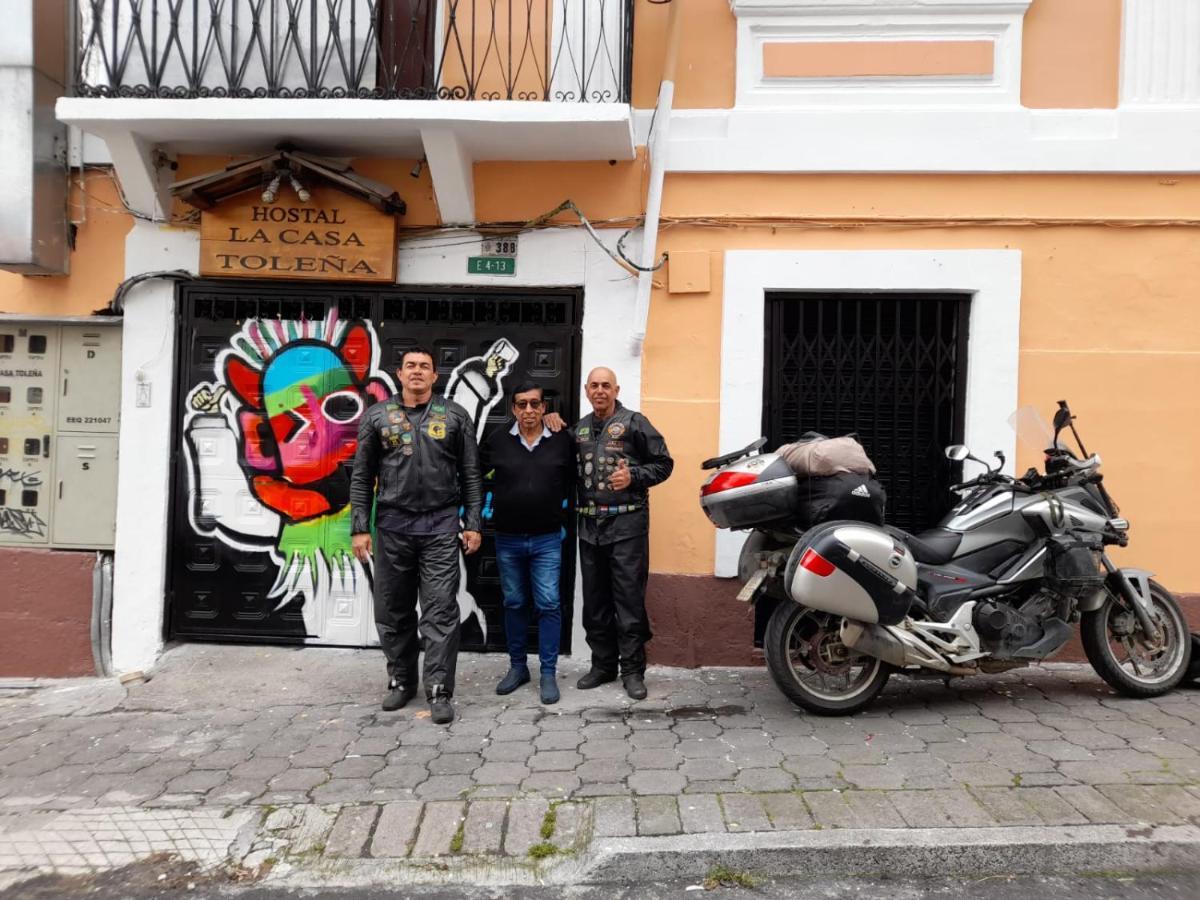 Отель Hostal La Casa Tolena Quito - Ecuador Экстерьер фото